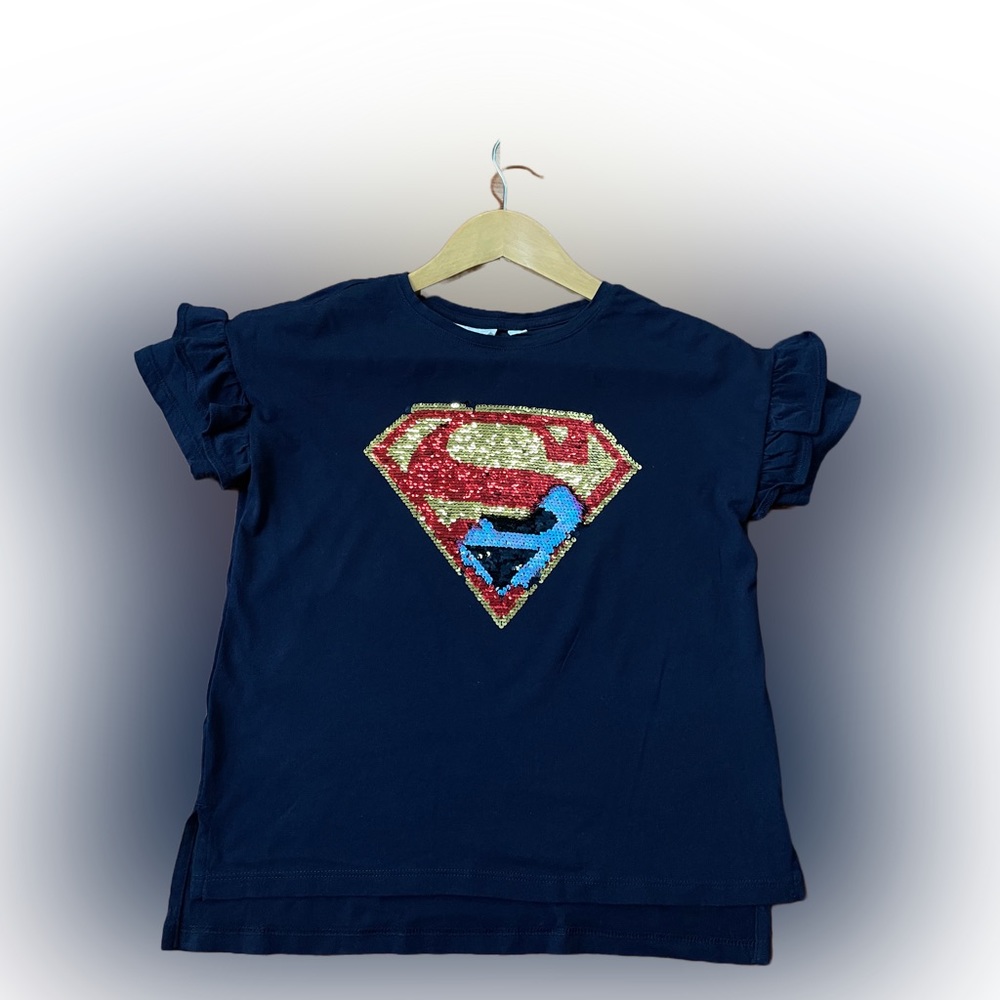 Gap DC Girl’s Superman Flip Sequin Top  Crewneck Size: M